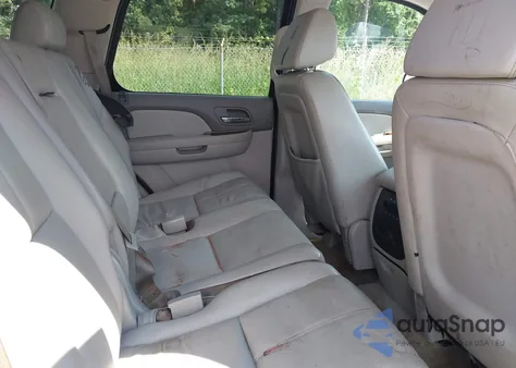 2008 Chevrolet Tahoe Lt из США, поврежденный, VIN 1GNFC130X8R150618